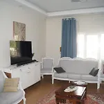 Hibe Dede Apartment *