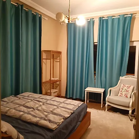 Hibe Dede Apartment *