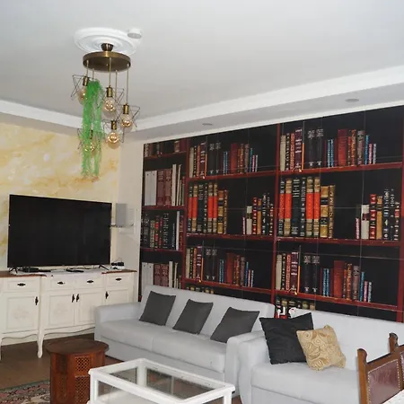 Apartment Hibe Dede *
