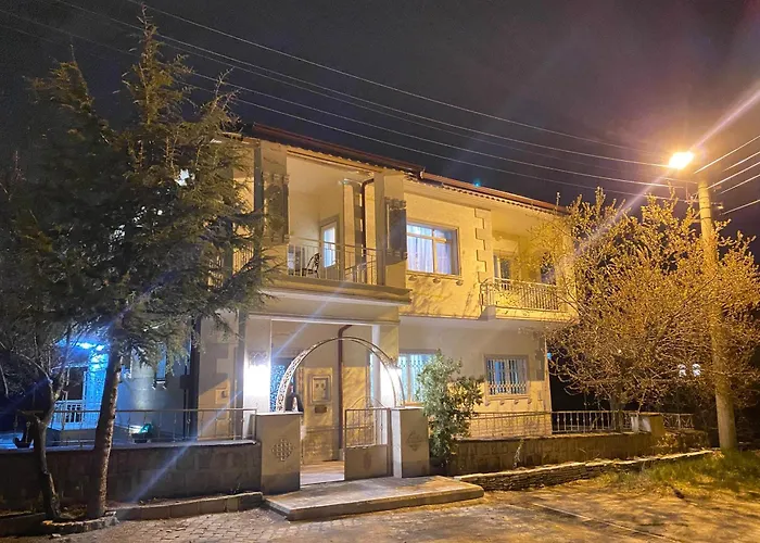 アパート Hibe Dede