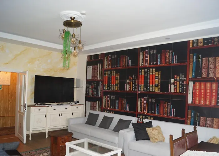 アパート Hibe Dede *