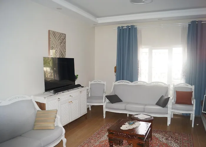 Hibe Dede アパート *