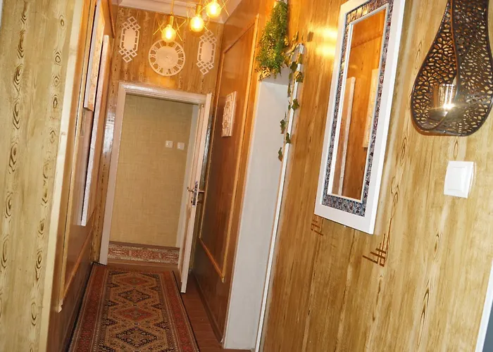 アパート Hibe Dede